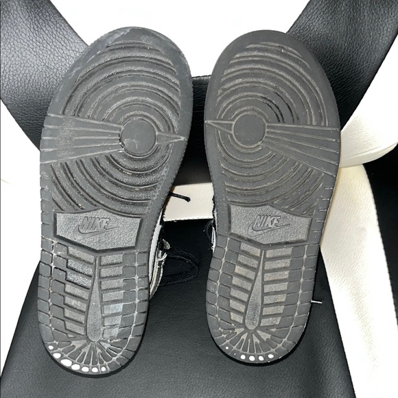 Jordan 1 Retro High OG TD Black and Silver Toe Toddler Size 11C Sneakers - Picture 17 of 17